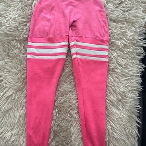 Bombshell scrunch butt leggings